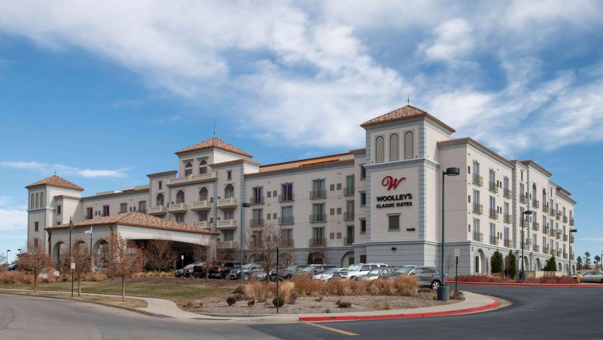 Woolley's Classic Denver Airport Hotel Aurora