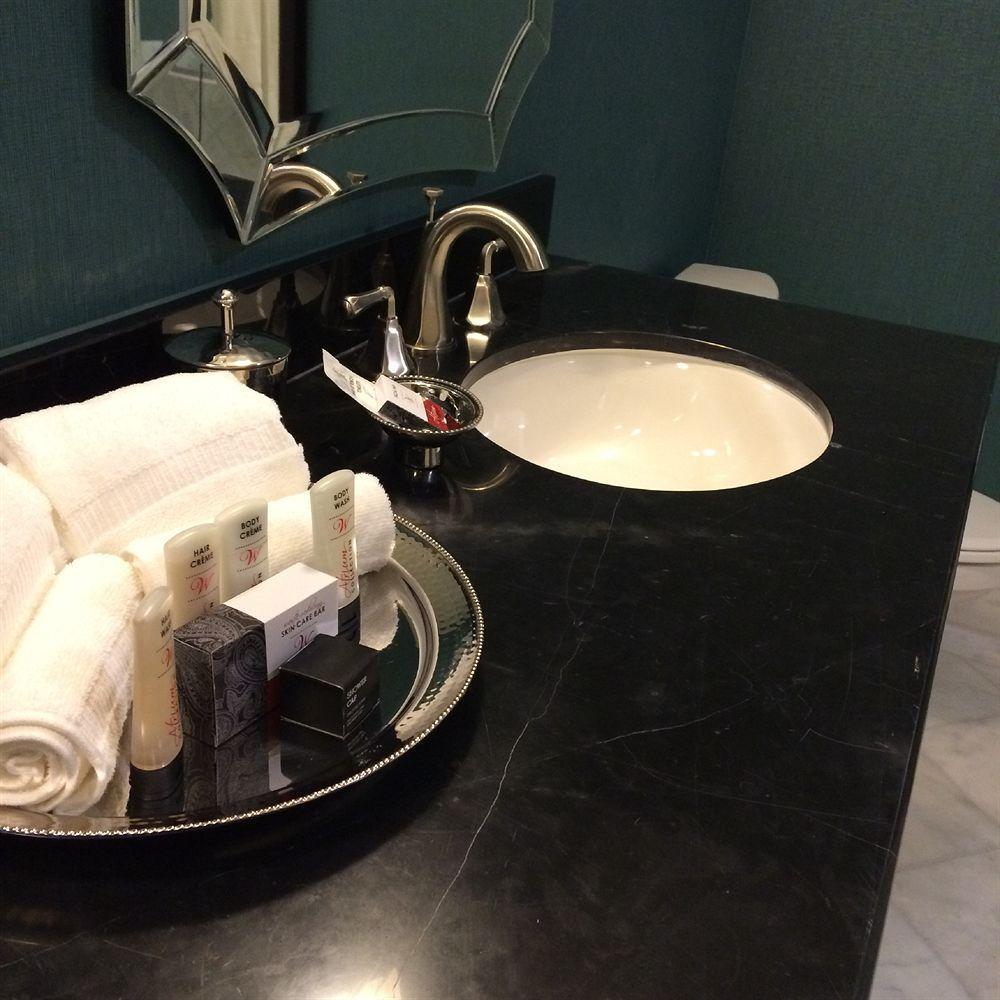 Hotel Woolley's Classic Denver Airport Aurora