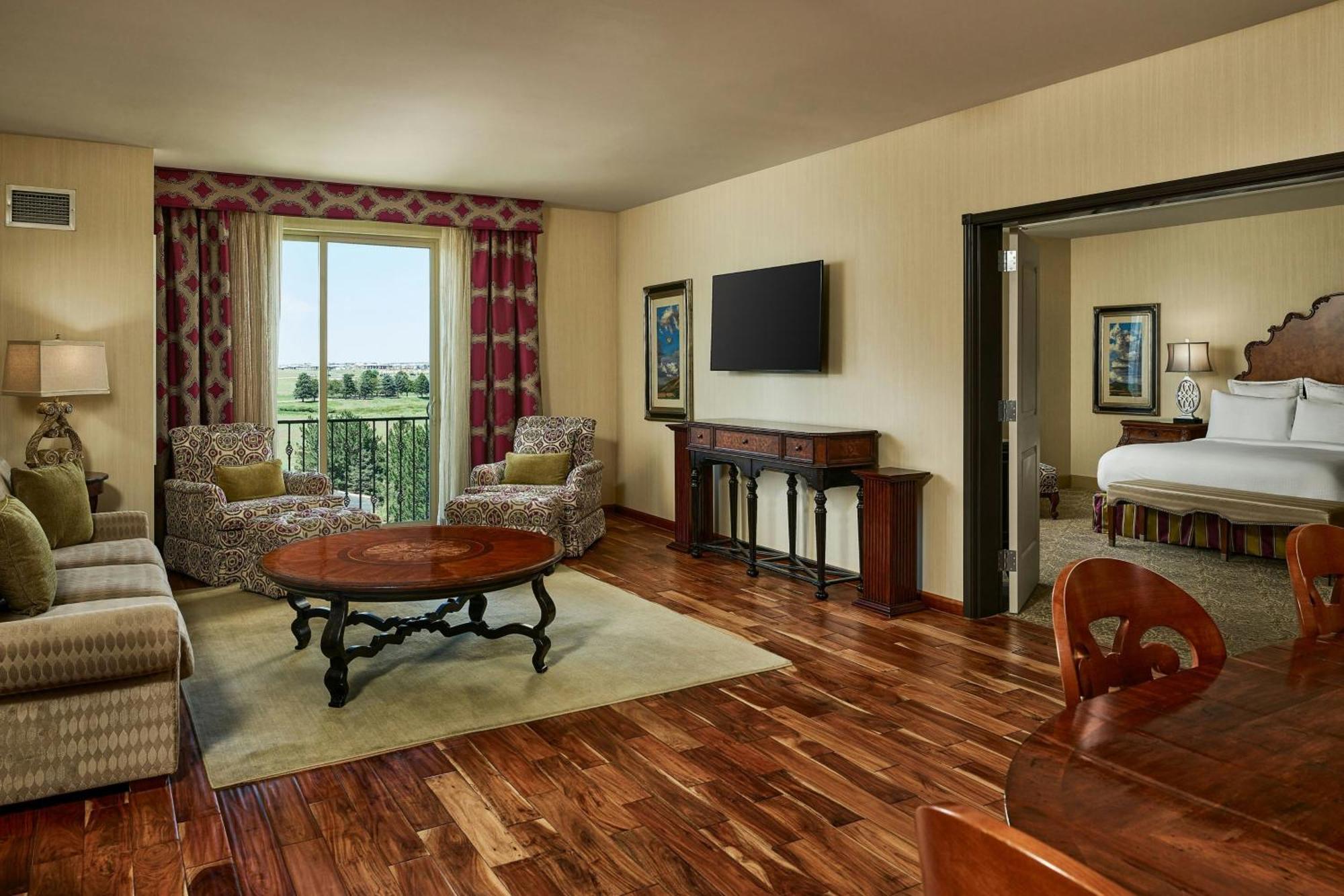 Woolley's Classic Hotel