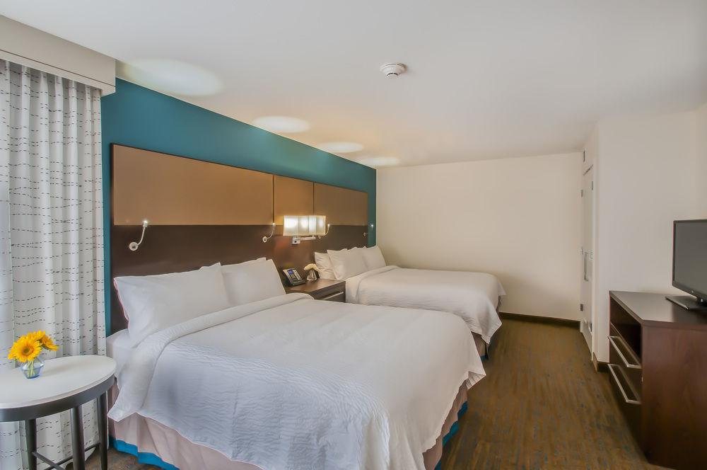 Woolley's Classic Denver Airport Hotel 4*